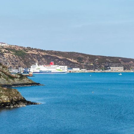 Rock Cottage - 3 Bedroom Holiday Home - Fishguard Exteriör bild